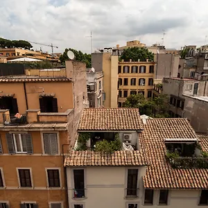 https://room-mate-gran-filippo.it-romehotels.com